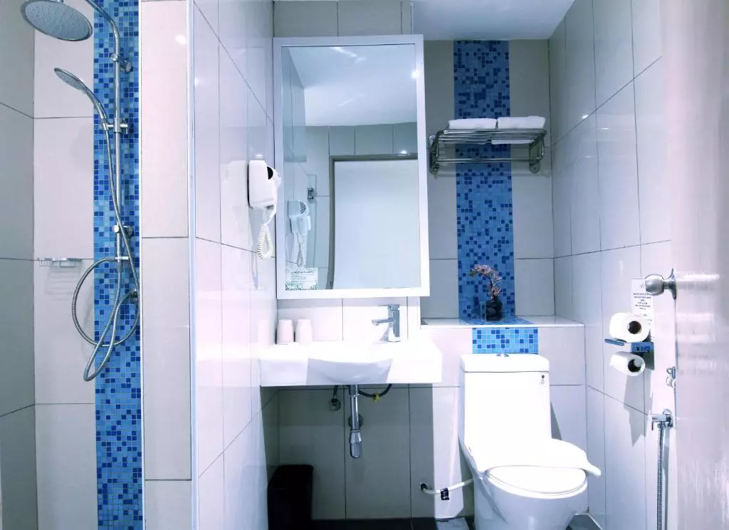 پسیفیک اکسپرس چاینیز تون سرویس